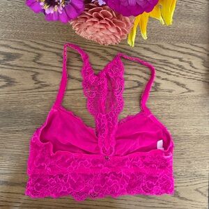 VS PINK racerback lace brawlet size M